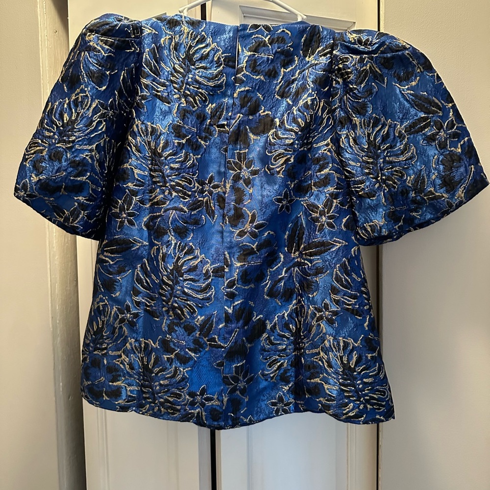 NWT LILLY PULITZER PRATT SHORT SLEEVE TOP SIZE M BLUE GROTTO TWILIGHT FLORAL - Picture 5 of 9
